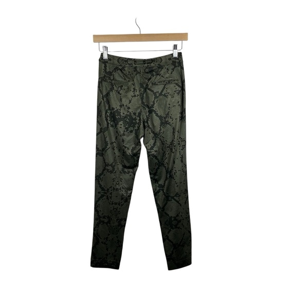Lululemon Jet Crop Slim Luxtreme Pants Ziggy Snake Fatigue Green Gator Size 4 - Picture 10 of 16